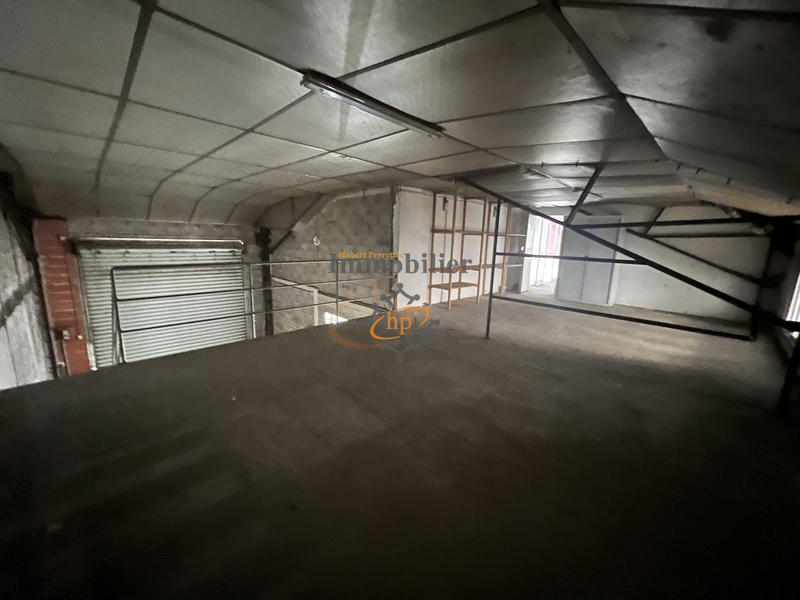 Local commercial - 355 m²