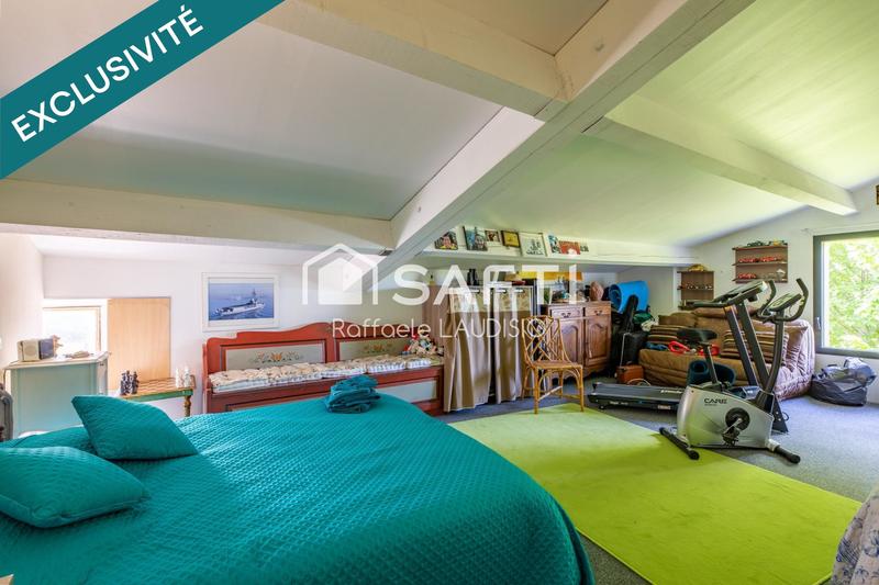 Maison de maîtres - 230 m² - 6 pièces