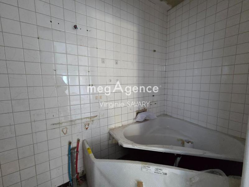 Maison - 80 m² - 5 pièces