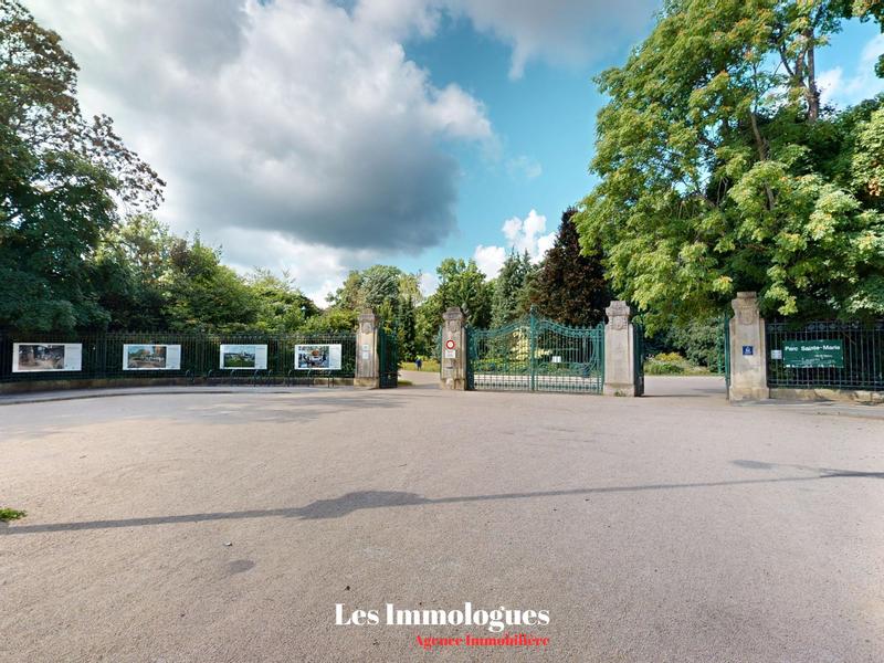 Appartement - 150 m² - 6 pièces