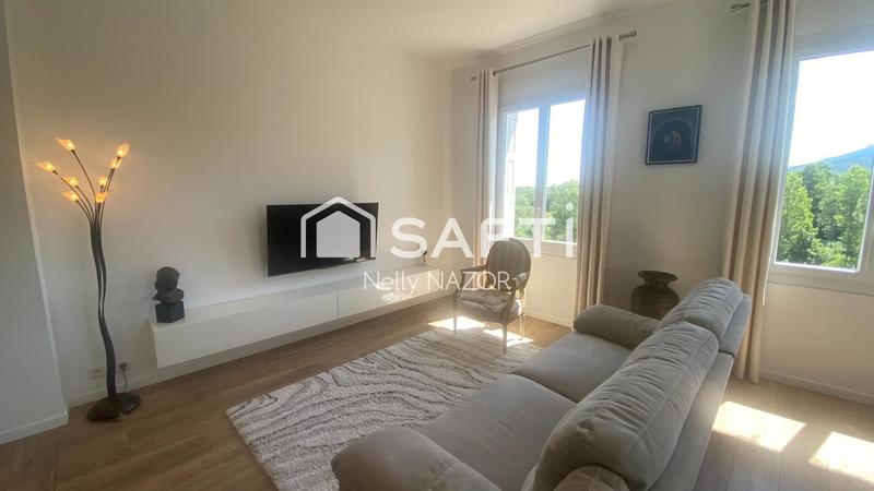 Maison - 180 m² - 6 pièces