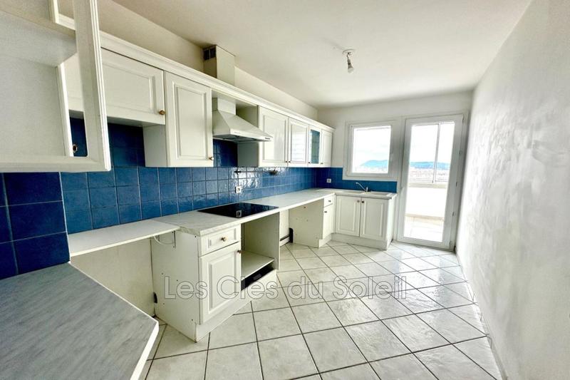 Appartement - 85 m² - 4 pièces