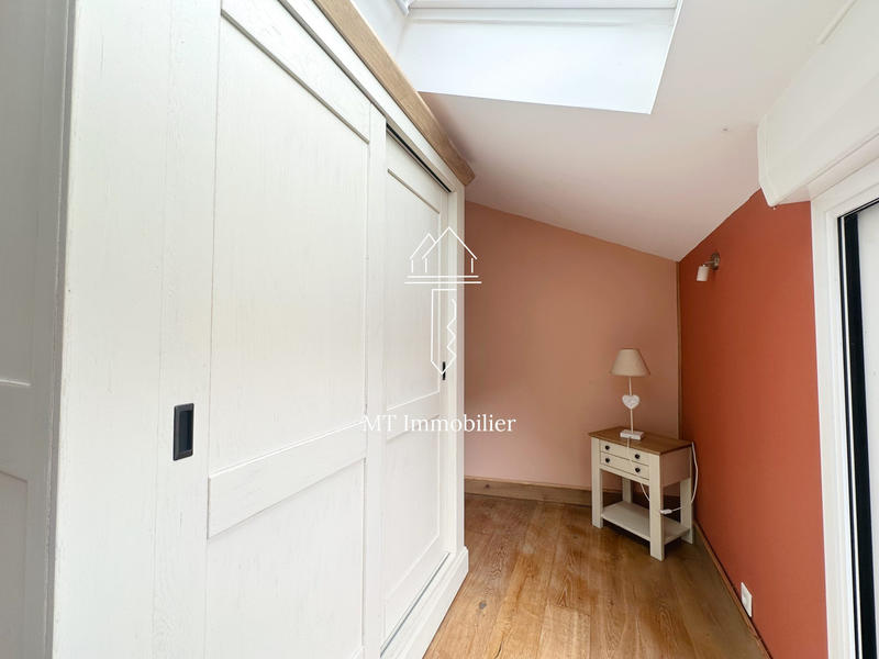 Maison - 205 m² - 4 pièces