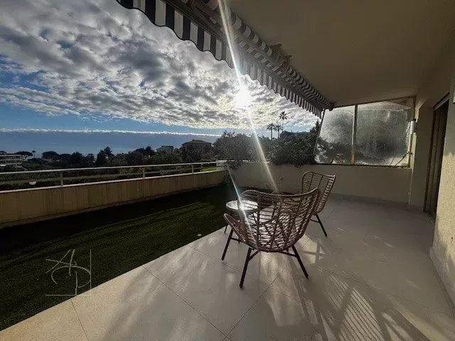 Appartement - 77 m² - 3 pièces