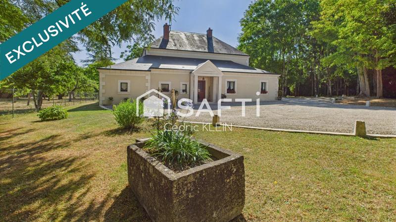 Maison - 280 m² - 8 pièces