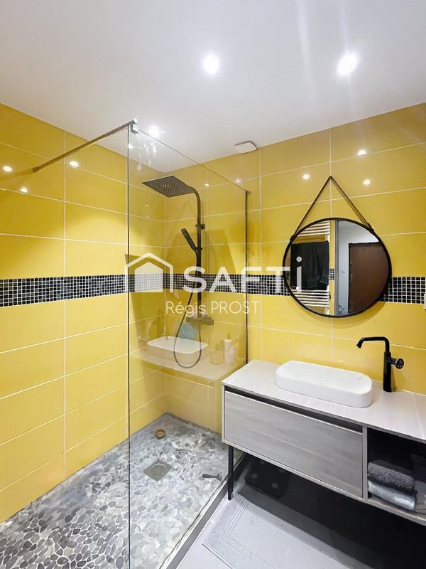 Appartement - 70 m² - 4 pièces