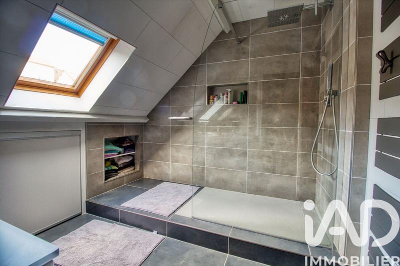 Maison - 112 m² - 6 pièces