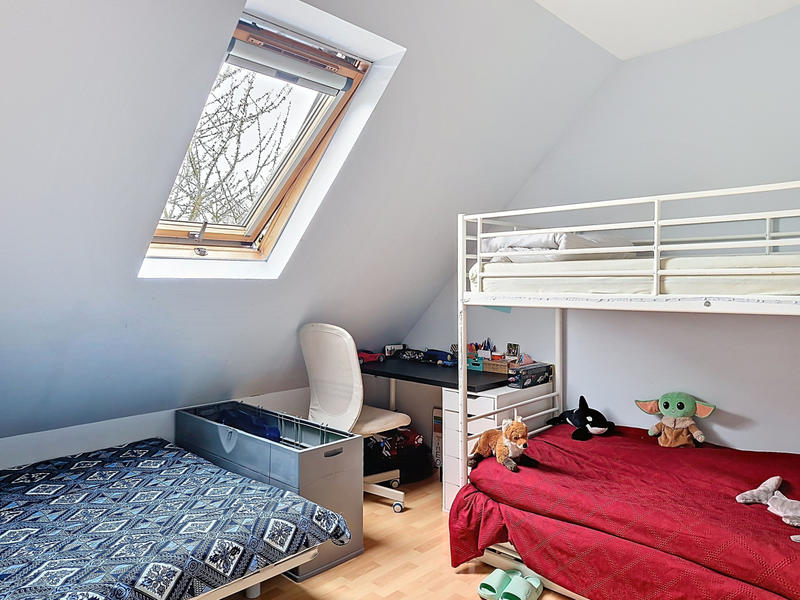 Maison - 90 m² - 5 pièces