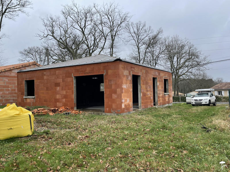 Maison - 80 m² - 4 pièces