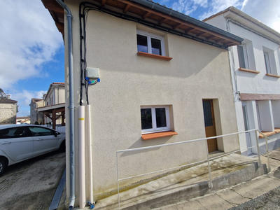 Maison de village - 64 m² - 2 pièces