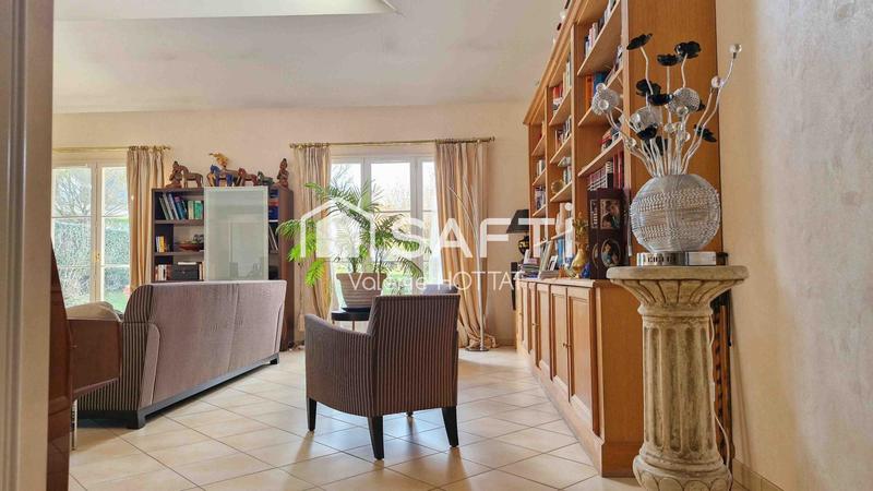 Maison - 227 m² - 8 pièces