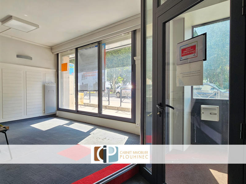 Local commercial - 282 m²