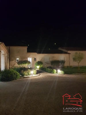 Maison contemporaine - 220 m² - 7 pièces