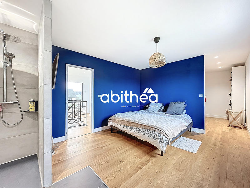 Maison - 140 m² - 6 pièces