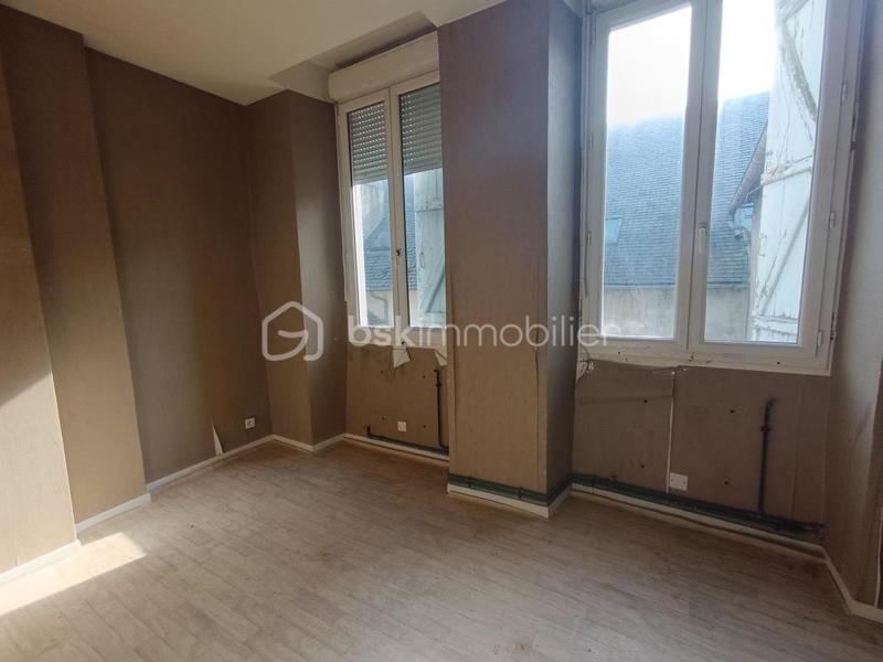 Immeuble - 256 m² - 9 pièces