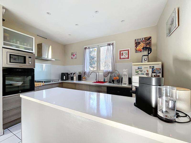 Villa - 100 m² - 4 pièces