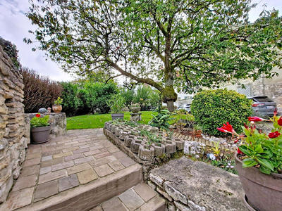 Maison - 187 m² - 6 pièces