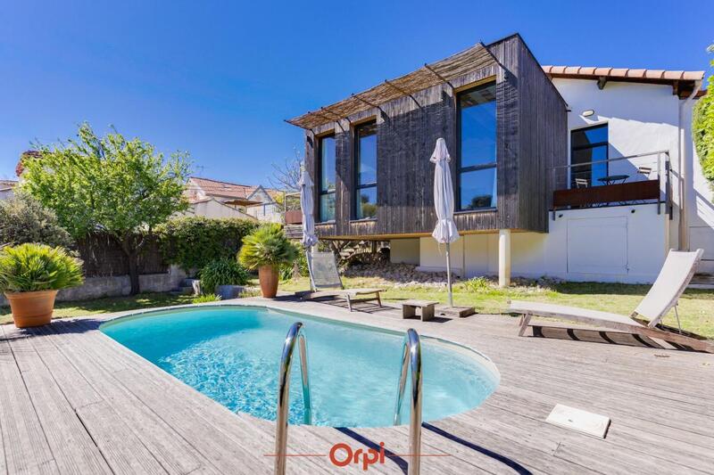 Maison - 96 m² - 3 pièces