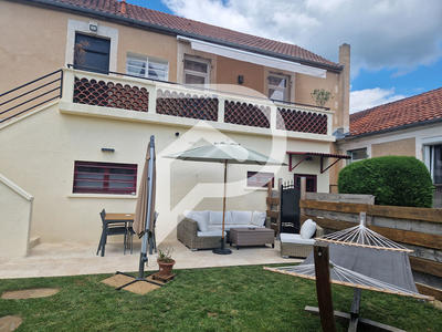 Immeuble - 7 pièces