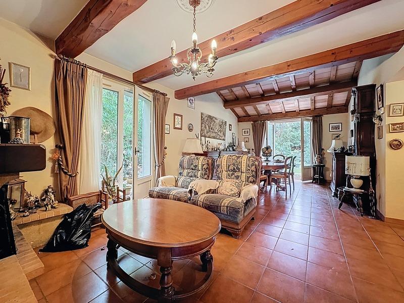 Maison - 93 m² - 6 pièces