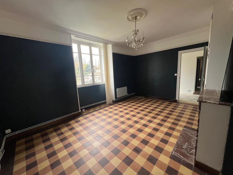 Maison - 192 m² - 4 pièces