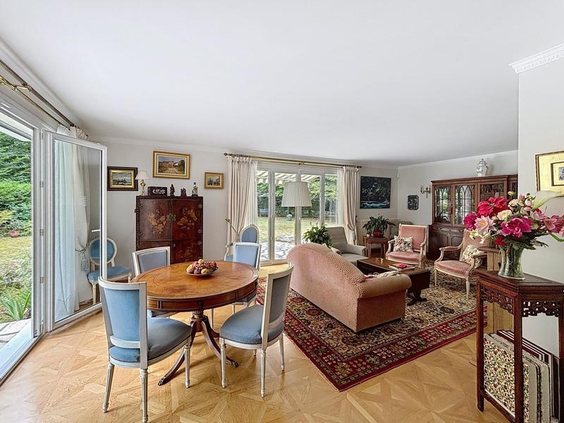 Maison - 189 m² - 7 pièces