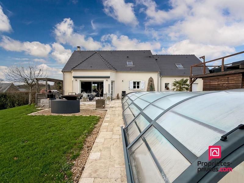 Maison - 186 m² - 5 pièces