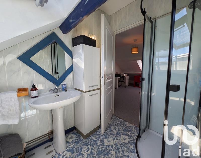 Maison - 145 m² - 9 pièces