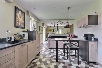 Maison - 160 m² - 7 pièces