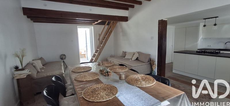 Maison - 186 m² - 8 pièces