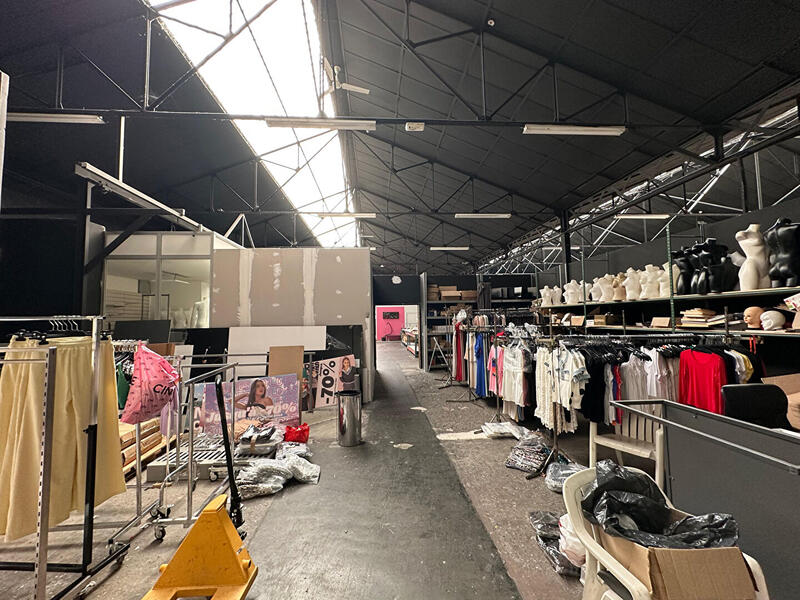 Local d'activité / Entrepôt - 1 750 m²