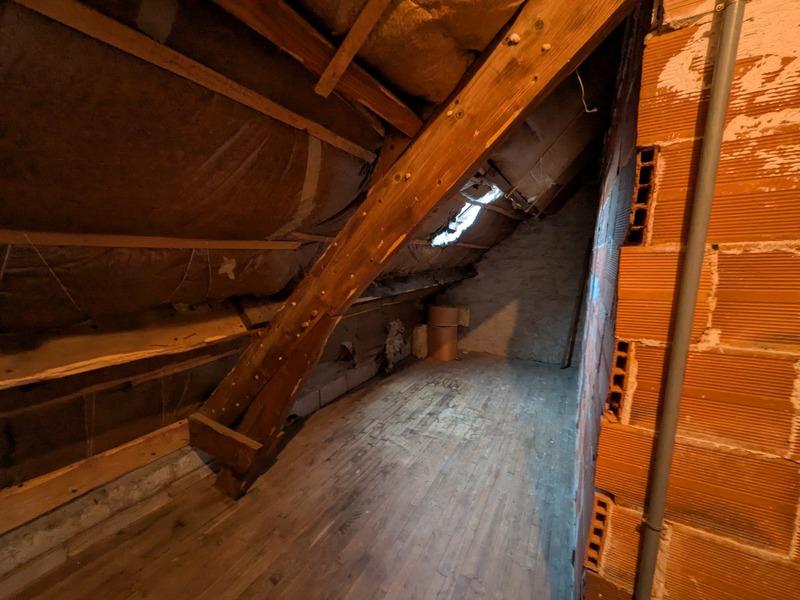 Maison - 140 m² - 9 pièces