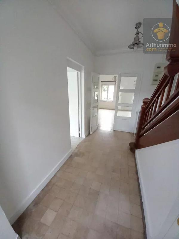 Maison de ville - 136 m² - 7 pièces