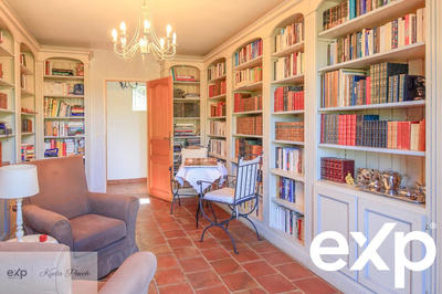 Maison - 185 m² - 7 pièces