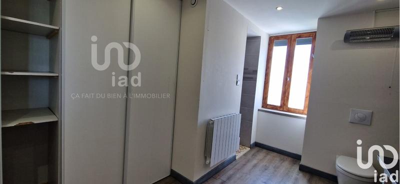 Maison - 233 m² - 8 pièces