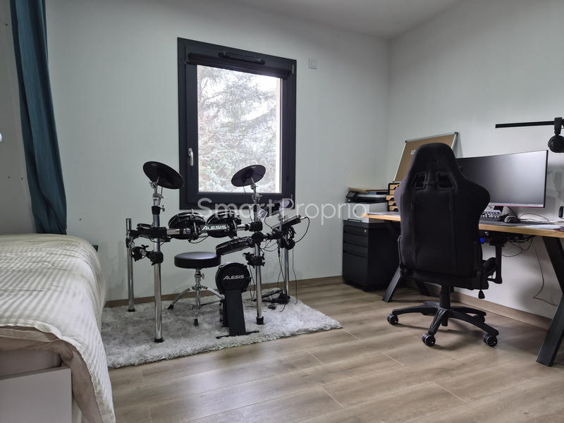 Maison - 140 m² - 5 pièces