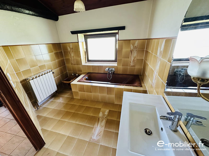 Maison - 130 m² - 5 pièces