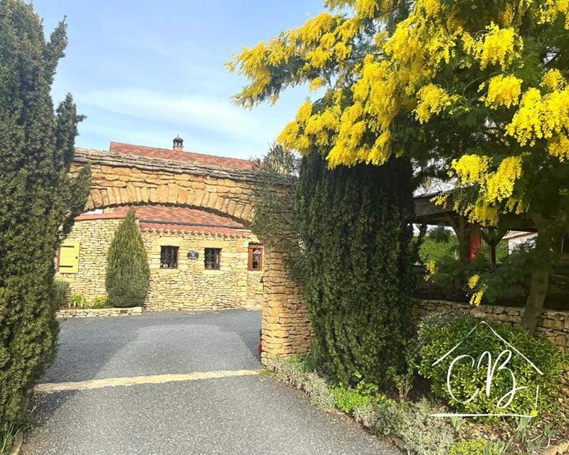 Demeure - 125 m² - 5 pièces