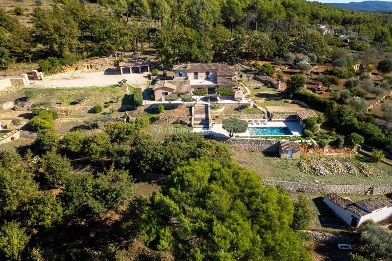 Maison - 259 m² - 10 pièces