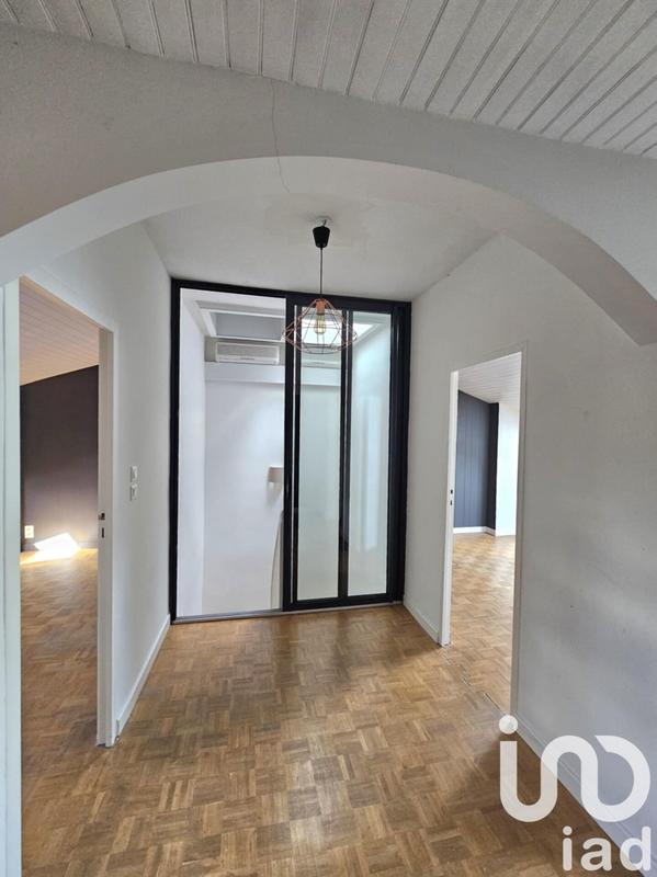 Maison - 198 m² - 8 pièces