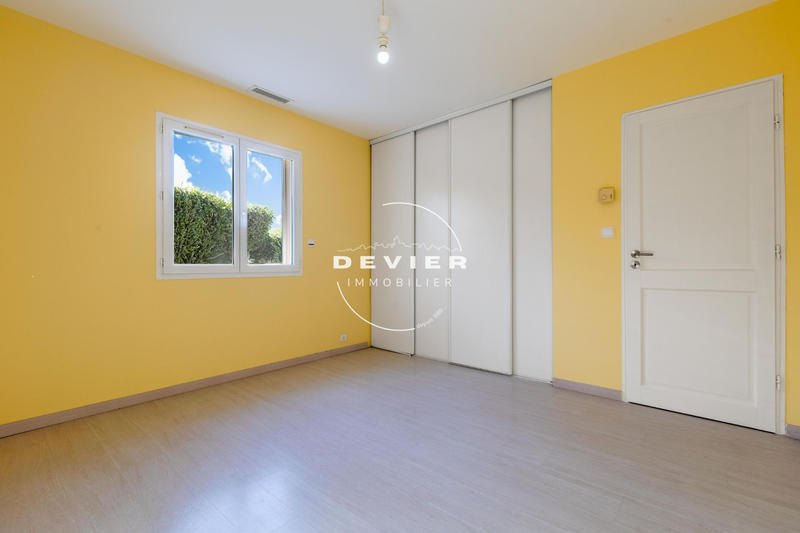 Villa - 140 m² - 5 pièces