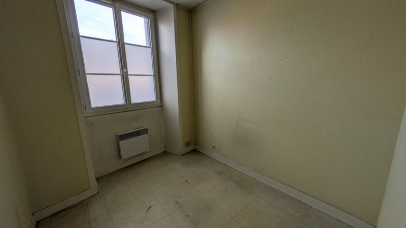 Appartement - 95 m² - 7 pièces