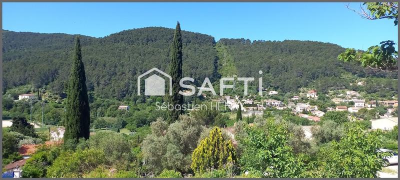 Maison - 230 m² - 10 pièces