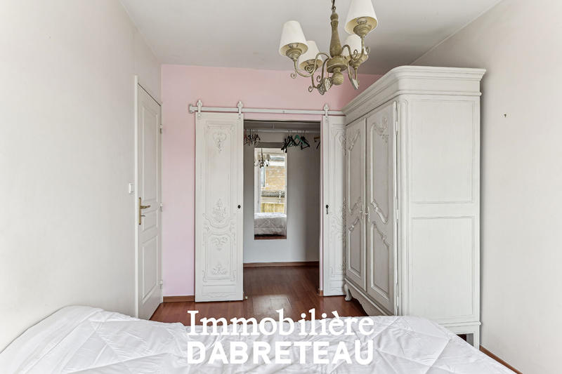 Appartement - 90 m² - 3 pièces