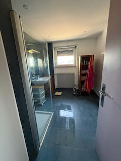 Maison - 240 m² - 7 pièces