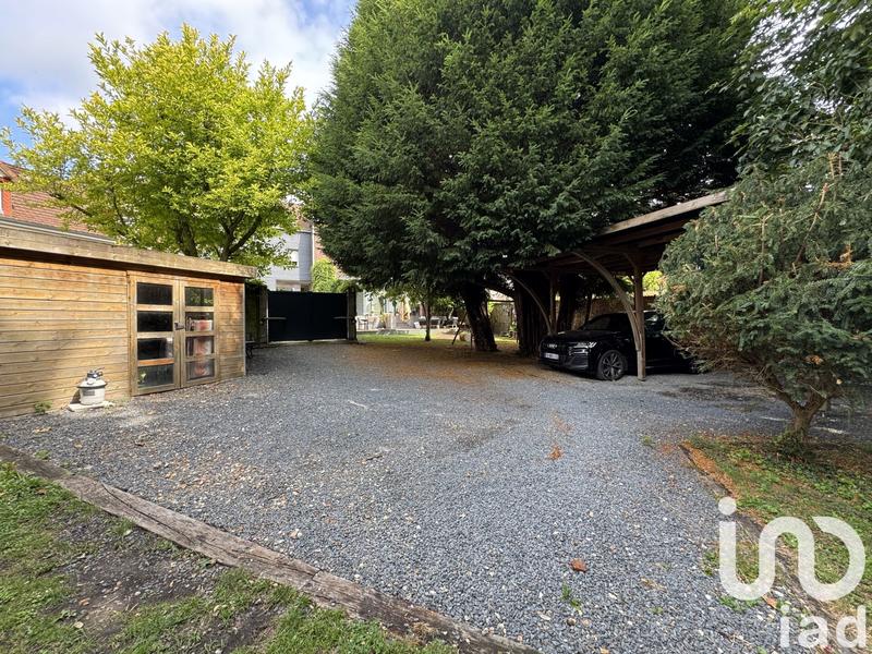 Maison de ville - 234 m² - 8 pièces