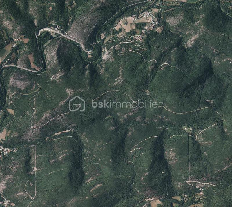 Terrain de loisirs - 23 447 m²