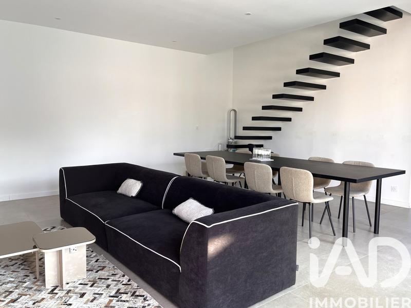 Maison - 170 m² - 7 pièces