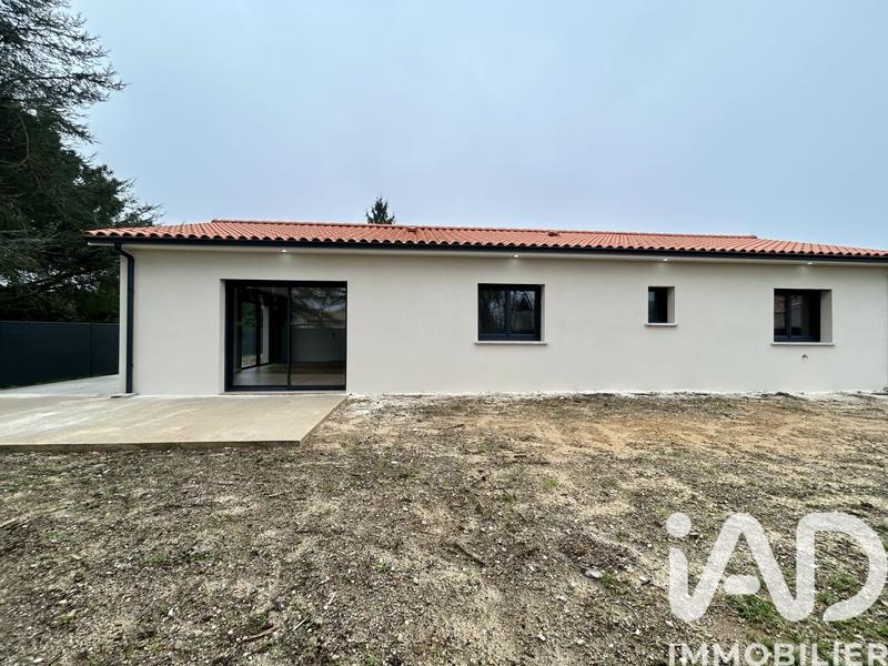 Maison - 110 m² - 4 pièces