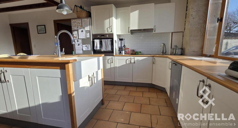 Maison ancienne - 92 m² - 4 pièces